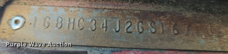 image for item DN7243 1986 Chevrolet  Custom Deluxe 30 box truck