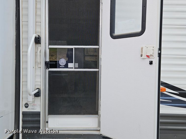 image for item DN7246 2015 Forest River Puma by Palomino camper