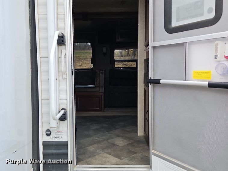 image for item DN7246 2015 Forest River Puma by Palomino camper