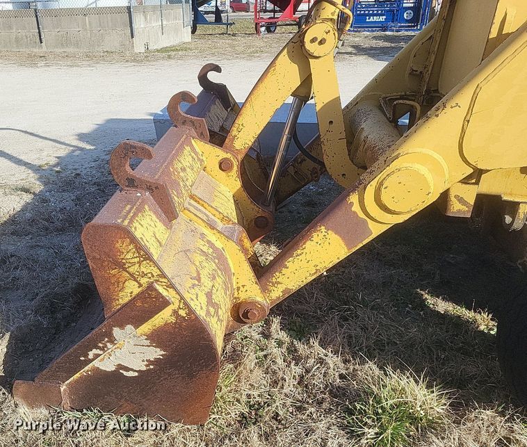 image for item DO4831 1986 Caterpillar 416 backhoe