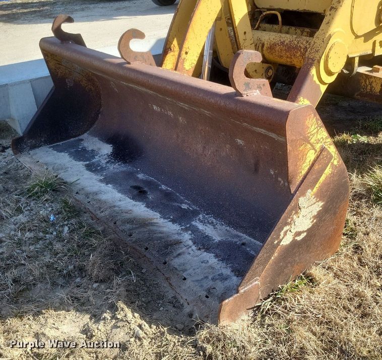 image for item DO4831 1986 Caterpillar 416 backhoe