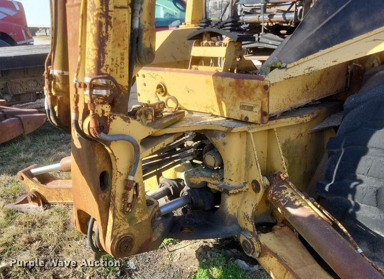 image for item DO4831 1986 Caterpillar 416 backhoe