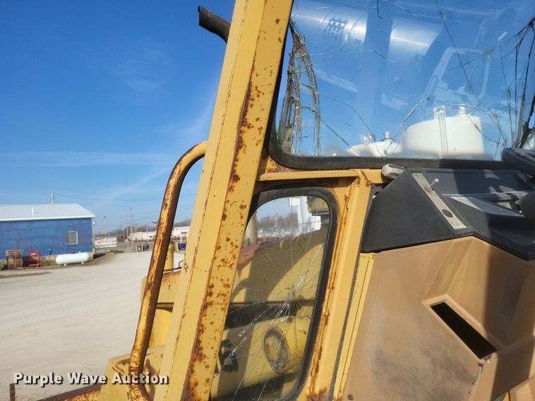 image for item DO4831 1986 Caterpillar 416 backhoe