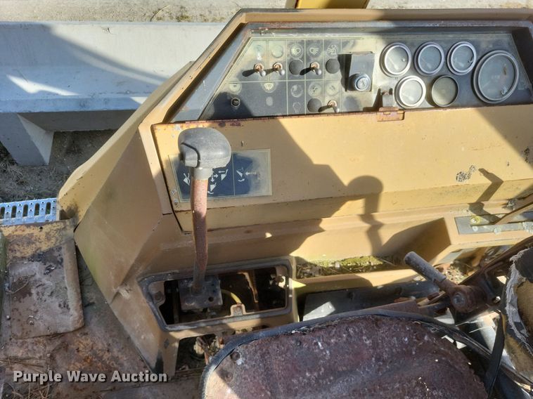 image for item DO4831 1986 Caterpillar 416 backhoe
