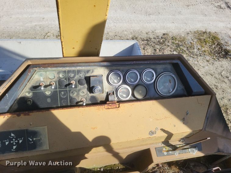 image for item DO4831 1986 Caterpillar 416 backhoe