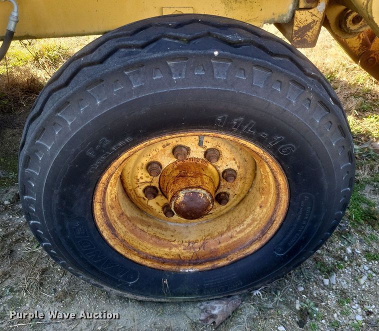 image for item DO4831 1986 Caterpillar 416 backhoe