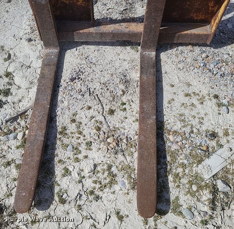 image for item DO4836 1994 Case 1845C skid steer loader