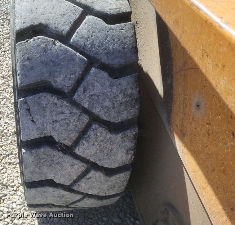 image for item DO4836 1994 Case 1845C skid steer loader