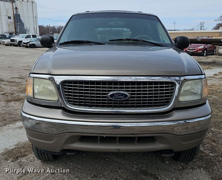 image for item DP0806 2002 Ford  Expedition XLT SUV