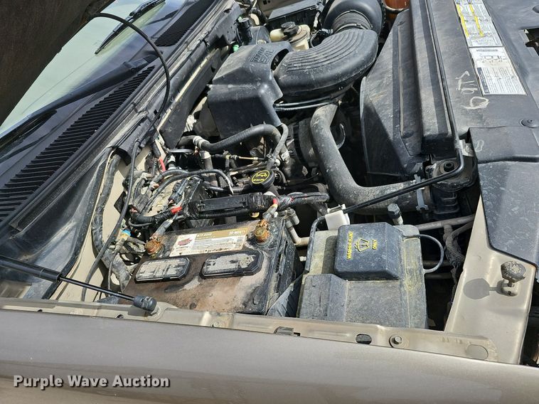 image for item DP0806 2002 Ford  Expedition XLT SUV