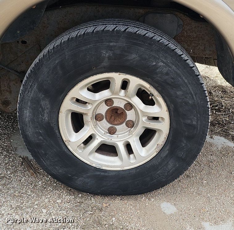 image for item DP0806 2002 Ford  Expedition XLT SUV