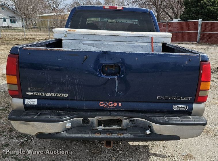 image for item DP0809 1999 Chevrolet Silverado LS Ext. Cab pickup truck