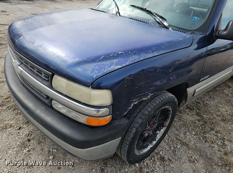 image for item DP0809 1999 Chevrolet Silverado LS Ext. Cab pickup truck