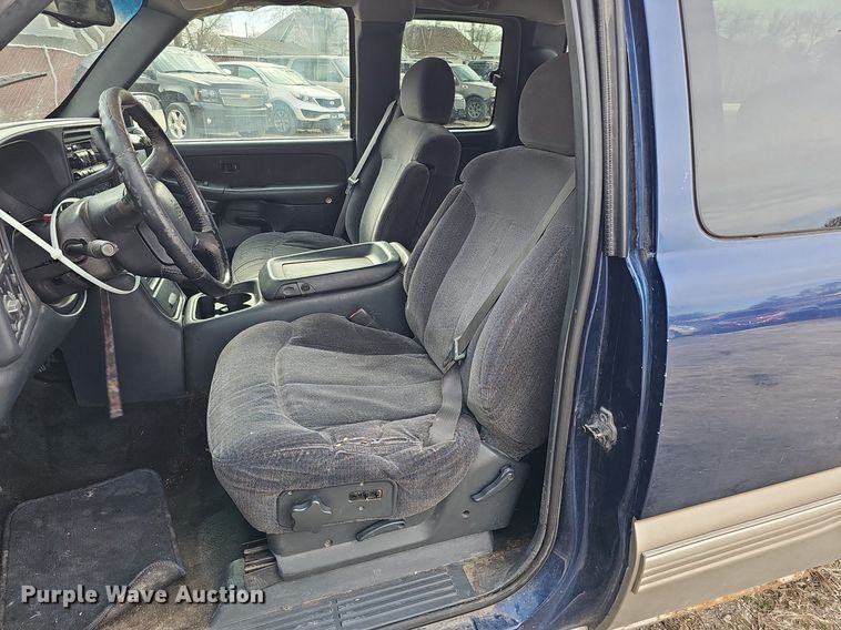 image for item DP0809 1999 Chevrolet Silverado LS Ext. Cab pickup truck