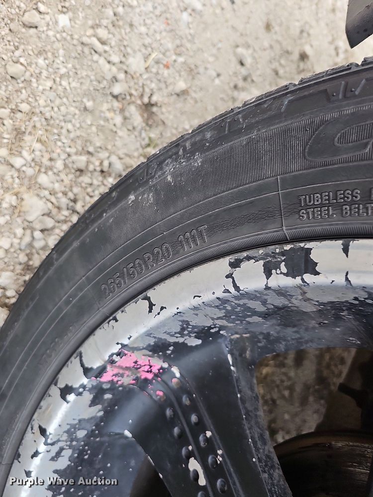 image for item DP0809 1999 Chevrolet Silverado LS Ext. Cab pickup truck