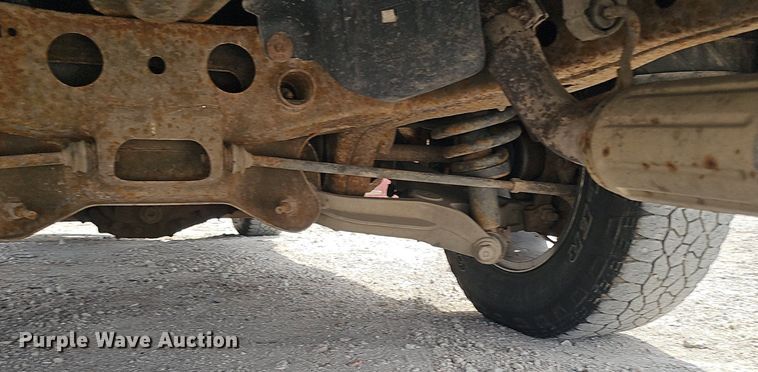 image for item DP0811 2004 Lincoln Navigator SUV