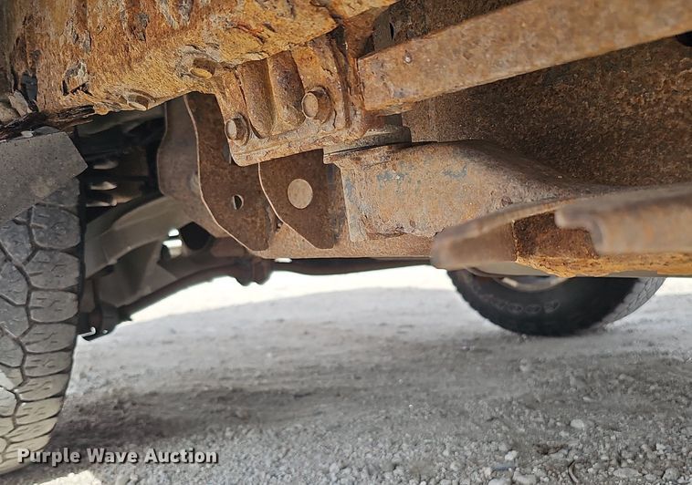 image for item DP0811 2004 Lincoln Navigator SUV