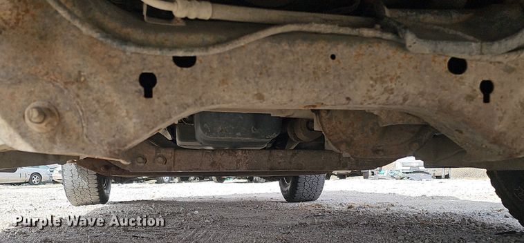 image for item DP0811 2004 Lincoln Navigator SUV