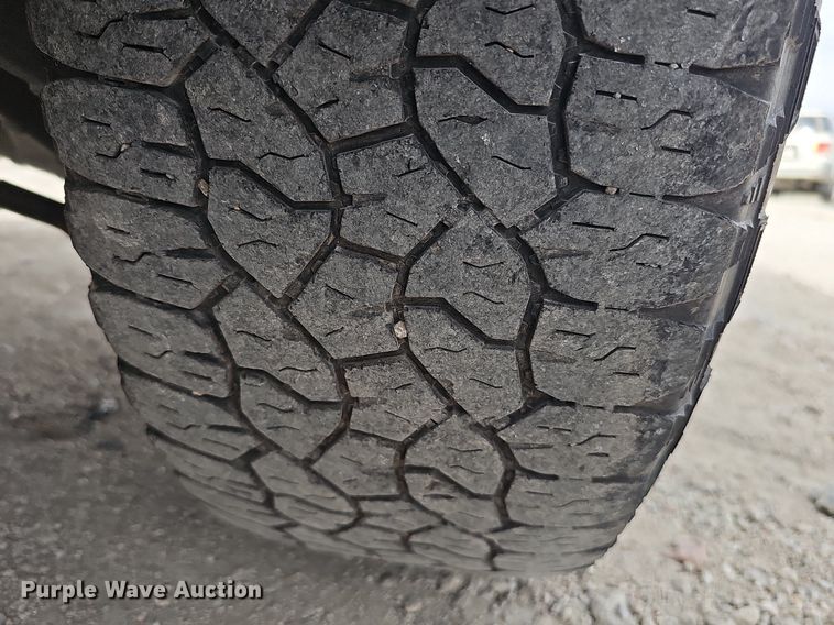 image for item DP0811 2004 Lincoln Navigator SUV