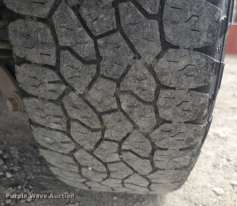 image for item DP0811 2004 Lincoln Navigator SUV