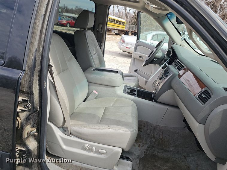 image for item DP0813 2008 GMC Yukon SLT SUV