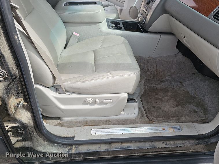 image for item DP0813 2008 GMC Yukon SLT SUV