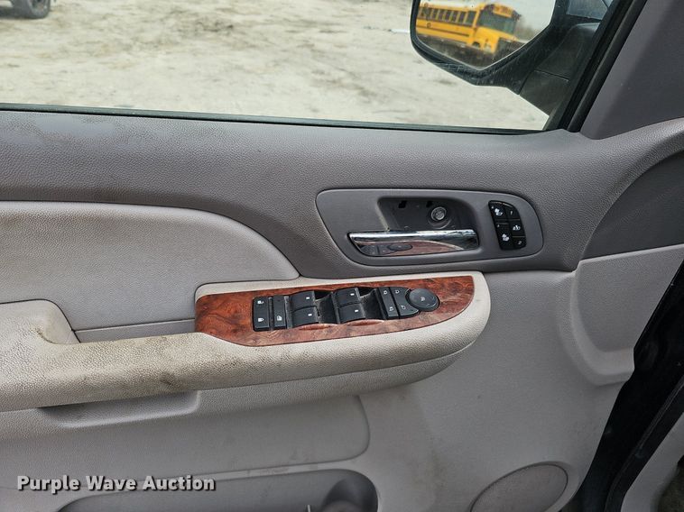 image for item DP0814 2007 Chevrolet Tahoe LTZ SUV