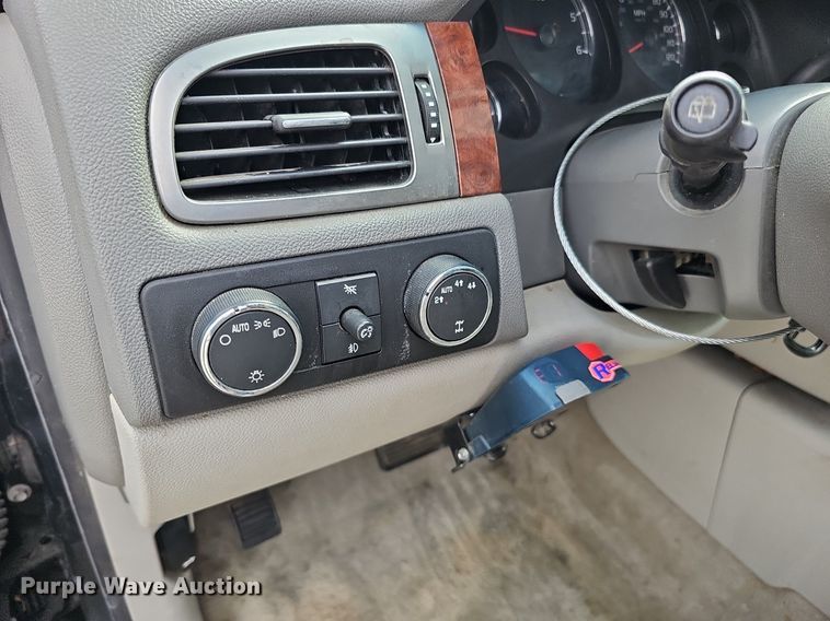 image for item DP0814 2007 Chevrolet Tahoe LTZ SUV