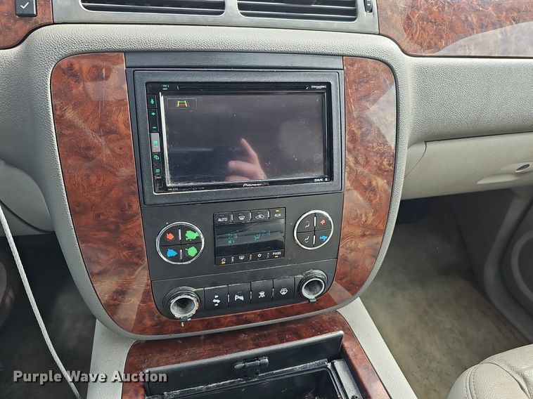 image for item DP0814 2007 Chevrolet Tahoe LTZ SUV