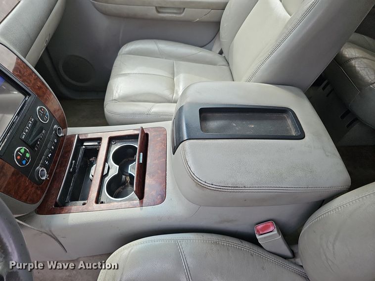 image for item DP0814 2007 Chevrolet Tahoe LTZ SUV