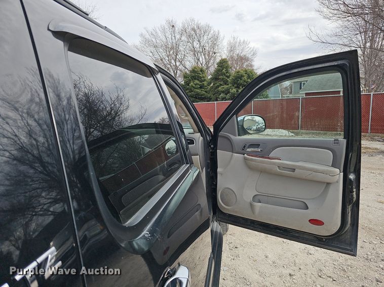 image for item DP0814 2007 Chevrolet Tahoe LTZ SUV