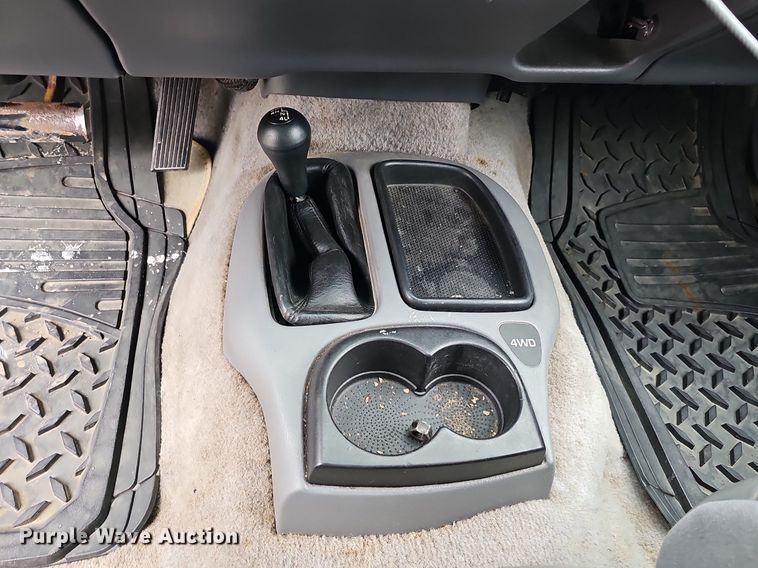 image for item DP0815 1997 Dodge Dakota SLT Club Cab pickup truck