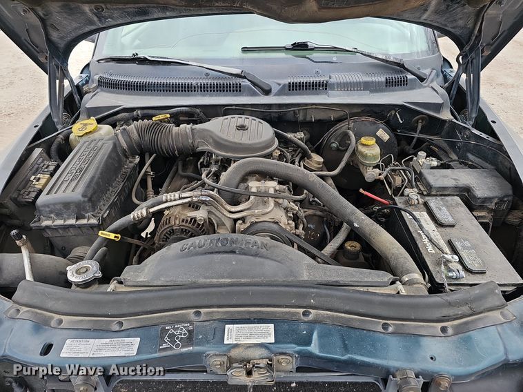 image for item DP0815 1997 Dodge Dakota SLT Club Cab pickup truck