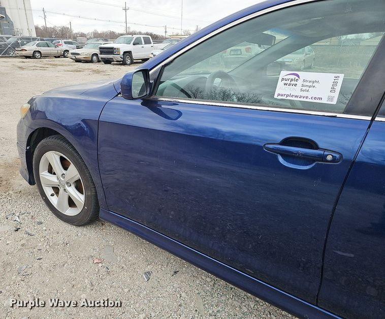 image for item DP0816 2010 Toyota Camry SE 