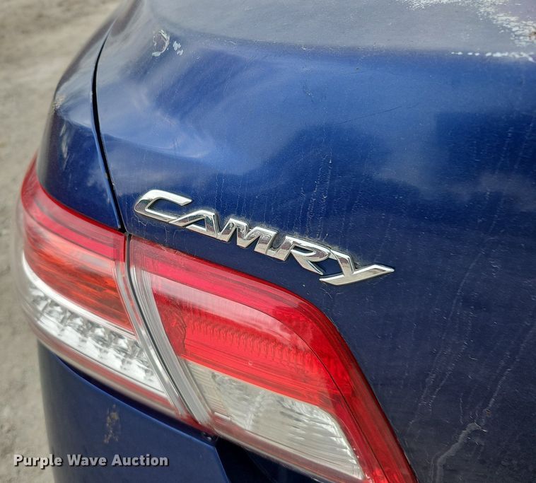 image for item DP0816 2010 Toyota Camry SE 