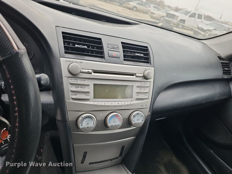 image for item DP0816 2010 Toyota Camry SE 