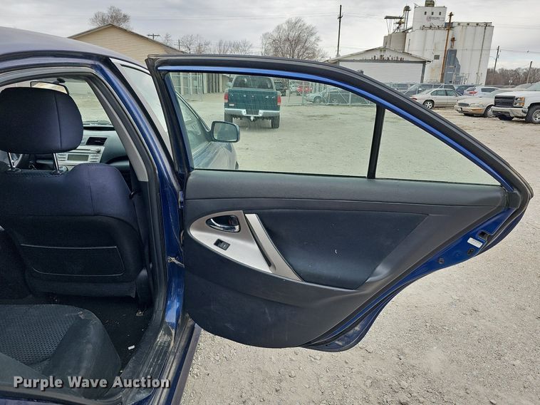 image for item DP0816 2010 Toyota Camry SE 