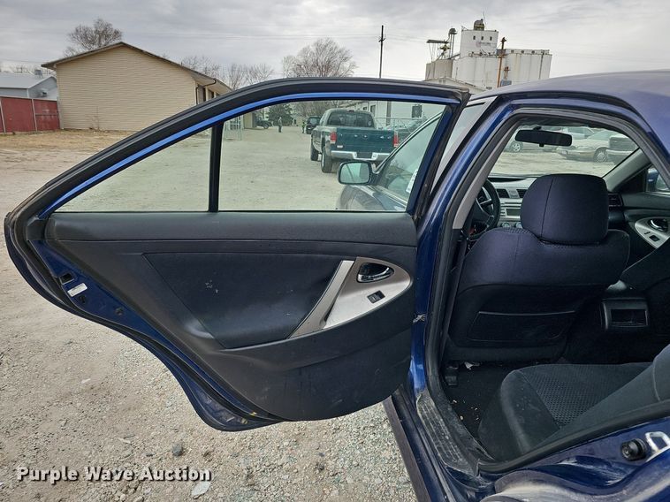 image for item DP0816 2010 Toyota Camry SE 