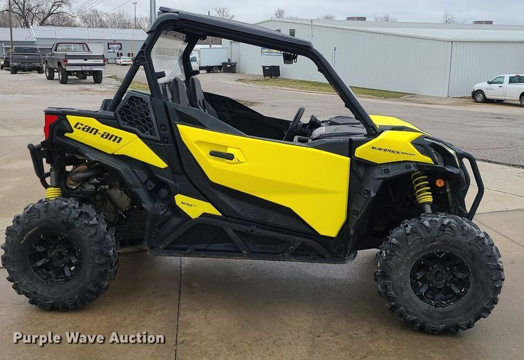 image for item DP1294 2019 Can-Am Maverick sport utility vehicle