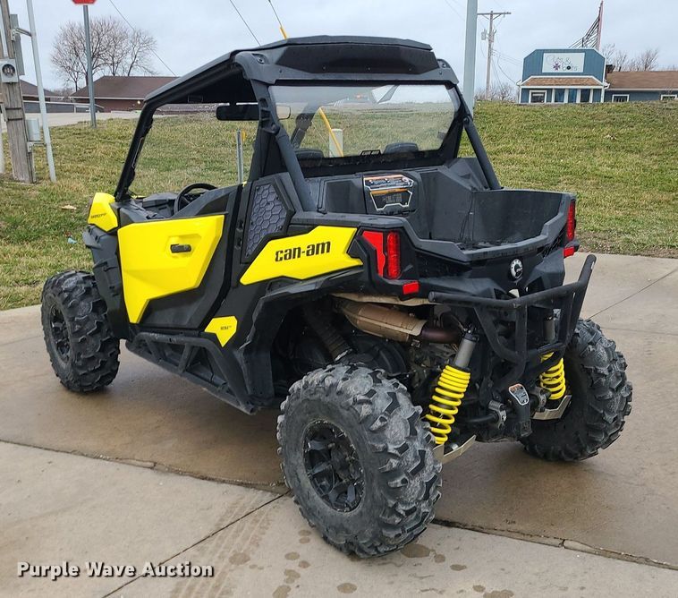 image for item DP1294 2019 Can-Am Maverick sport utility vehicle