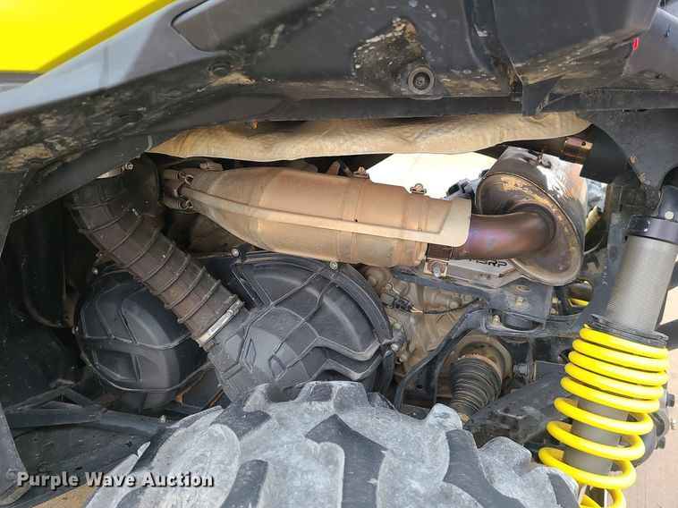 image for item DP1294 2019 Can-Am Maverick sport utility vehicle