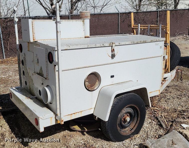 image for item DP1302 1991 Hesco 1500 10 power unit trailer