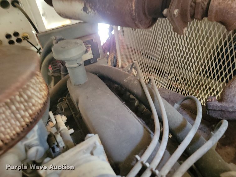 image for item DP1302 1991 Hesco 1500 10 power unit trailer