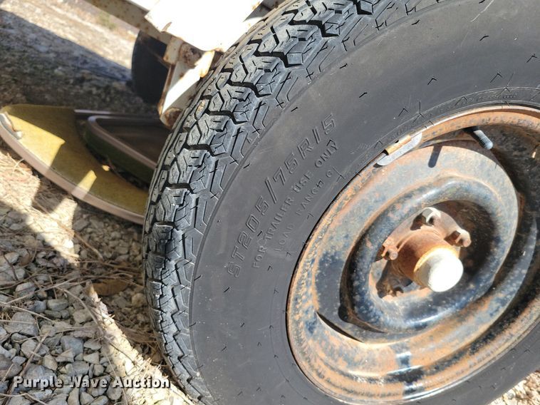 image for item DP1302 1991 Hesco 1500 10 power unit trailer