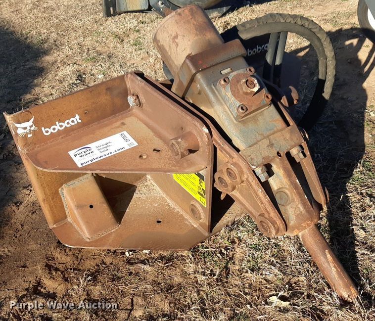 image for item DP2636 Melroe  2500-6 skid steer breaker