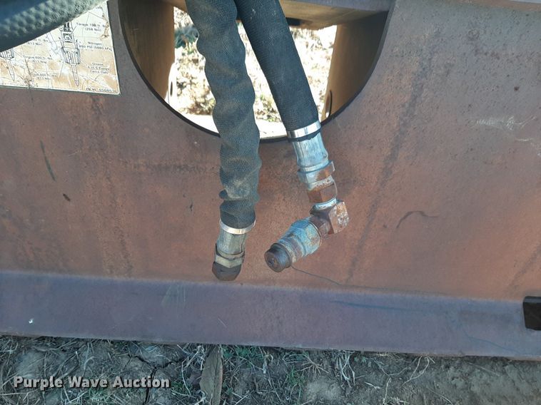 image for item DP2636 Melroe  2500-6 skid steer breaker