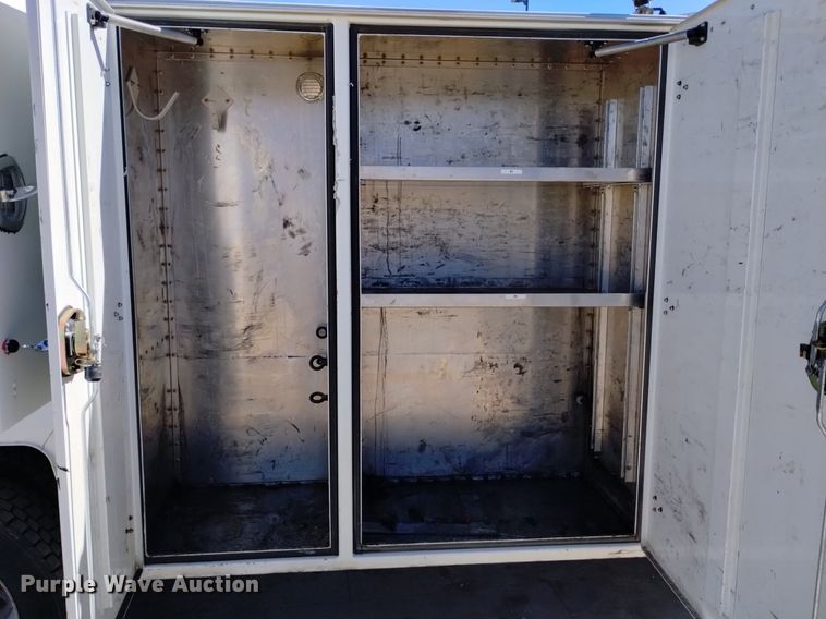 image for item DQ6004 2014 Dodge Ram 5500HD utility / service truck