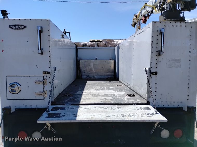 image for item DQ6004 2014 Dodge Ram 5500HD utility / service truck