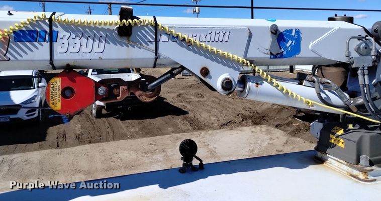 image for item DQ6004 2014 Dodge Ram 5500HD utility / service truck