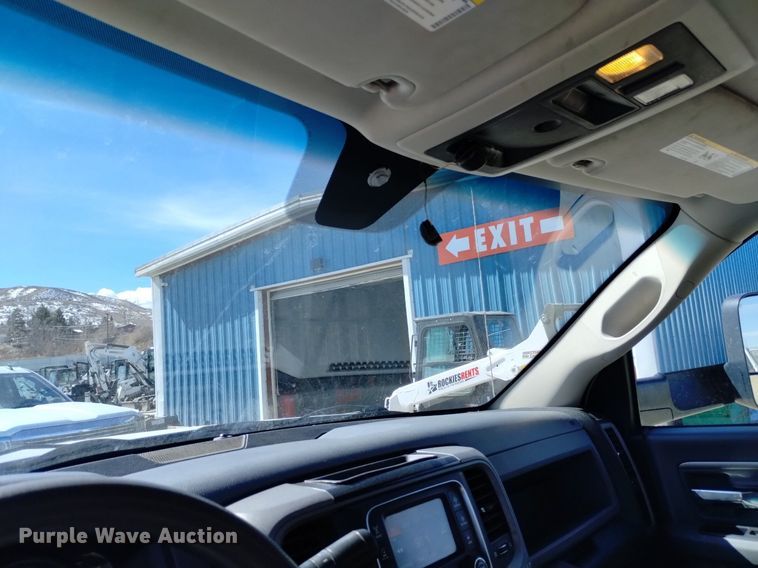 image for item DQ6004 2014 Dodge Ram 5500HD utility / service truck